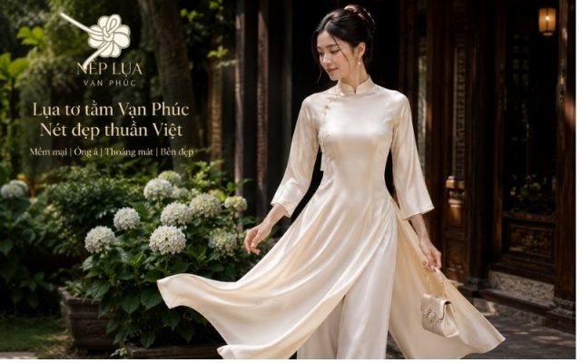 áo dài cách tân lụa tơ tằm cao cấp giúp bạn hình dung cách phân biệt lụa satin và latin.